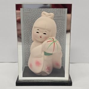 Vintage Japanese Hakata Geisha Doll Bisque Figurine Shadow Box Traditional Asian